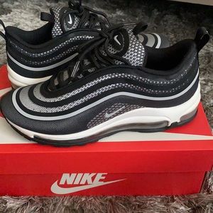 Nike Air Max 97 Ultra 17